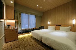 Candeo Tor Road 4*