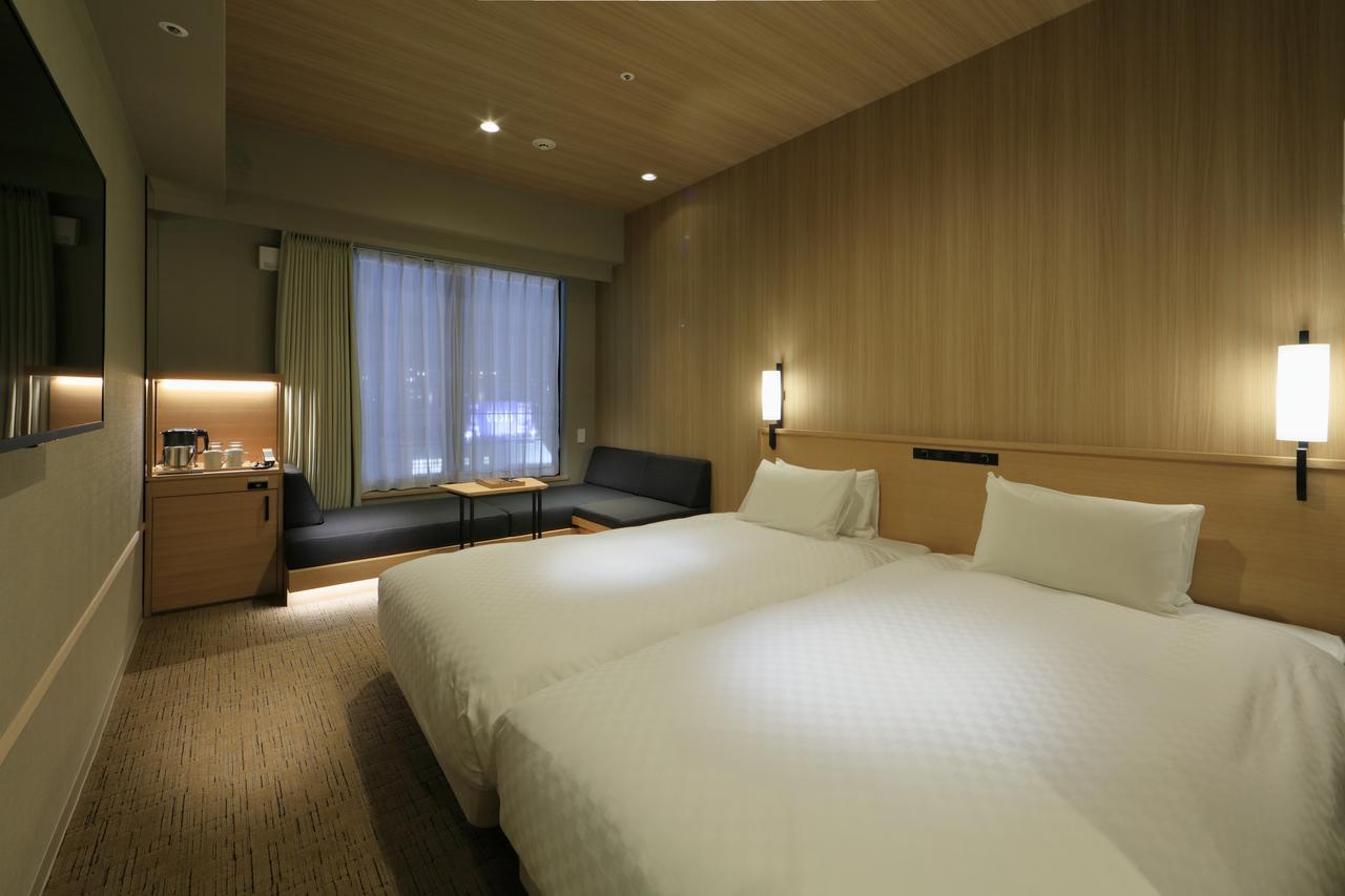 Candeo Tor Road 4* Kōbe